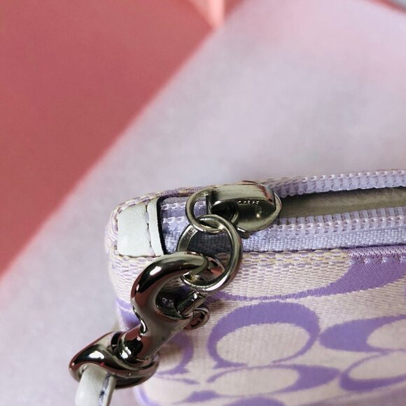 Authentic Coach Wristlet Wallet - Picture 4 of 5